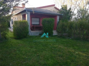 House 3 Bedrooms in Salmoral