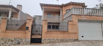 Casa o chalet 4 Habitaciones en Residencial Ontigola