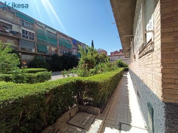 Appartement 3 Chambres à Polig.Cartuja - Barriada la Paz