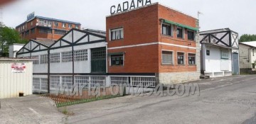 Bâtiment industriel / entrepôt à Aranoltza (San Antolín)