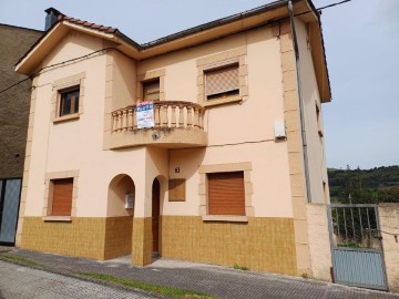 Casa o chalet 4 Habitaciones en Villardeveyo