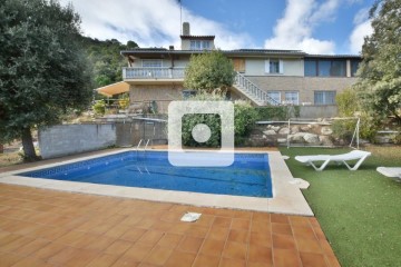 House 7 Bedrooms in Les Pedritxes