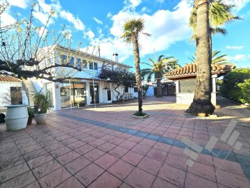 Commercial premises in Cala Puntal - Zona Costa sur