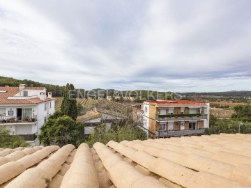 Ático 3 Habitaciones en Vallpineda-Rocamar