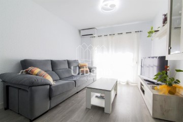 Apartment 3 Bedrooms in Teià