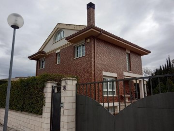 House 3 Bedrooms in Calatayud