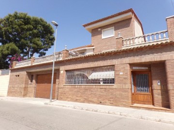 Casa o chalet 4 Habitaciones en Prat de Cunit
