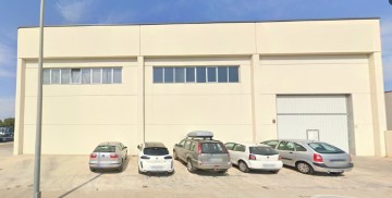 Industrial building / warehouse in Maravisa