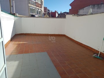 Apartment 3 Bedrooms in Valdeviejas