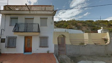 House 2 Bedrooms in Calles