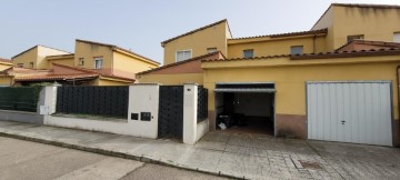 Casa o chalet 4 Habitaciones en Villaralbo
