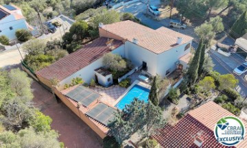 House 4 Bedrooms in Els Grecs - Mas Oliva