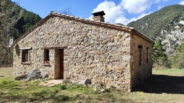 Country homes 3 Bedrooms in Saldes