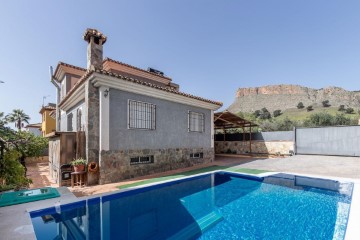 House 4 Bedrooms in Cortijo del Aire