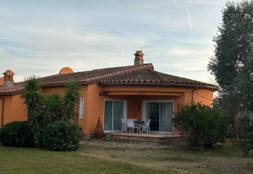 House 2 Bedrooms in Vilacolum