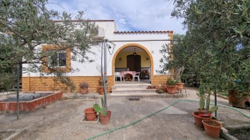 Quintas e casas rústicas 2 Quartos em Santa Cruz de Marchena