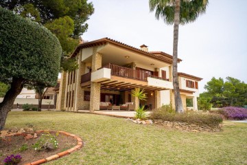 Casa o chalet 8 Habitaciones en Montornes - Las Palmas - El Refugio