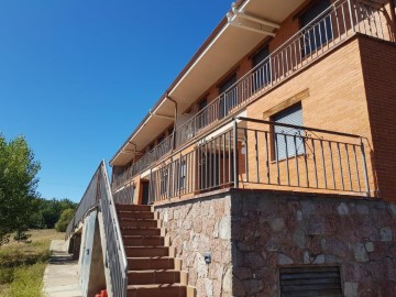 Appartement 2 Chambres à Llanos de Alba