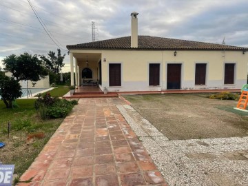 House 4 Bedrooms in San Jose de la Rinconada