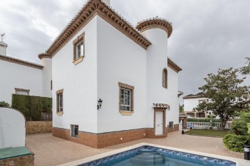 Casa o chalet 3 Habitaciones en La Zubia