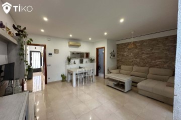 House 3 Bedrooms in Riera