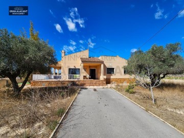 Casa o chalet 3 Habitaciones en Valverde