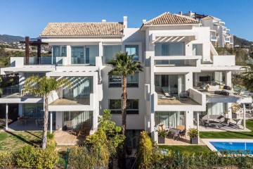 Dúplex 3 Habitaciones en Montemayor-Marbella Club