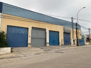 Industrial building / warehouse in Fuente del Jarro - Táctica