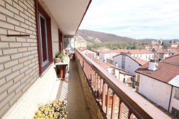 Piso 3 Habitaciones en Olazti / Olazagutía