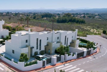 Casa o chalet 3 Habitaciones en Urbanización Pisnella