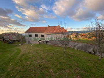 Maison 6 Chambres à Seixo (Nosa Señora do Carme P.)