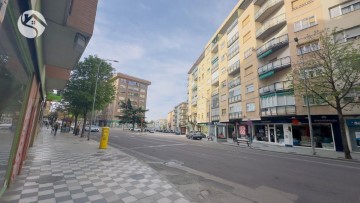 Piso 4 Habitaciones en Cuenca Centro