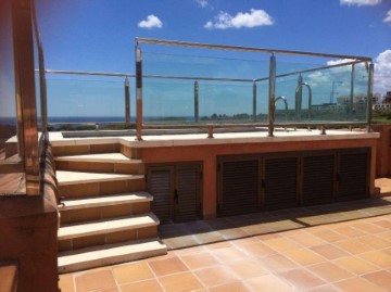 Duplex 3 Bedrooms in Doña Julia Golf