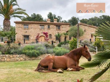 Country homes 8 Bedrooms in Olivella