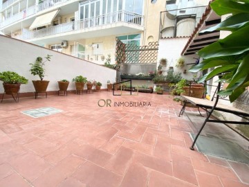 Apartment 6 Bedrooms in Centre Vila