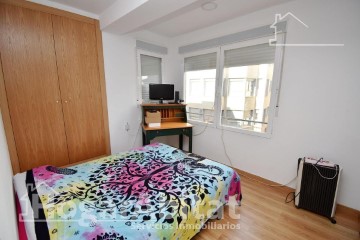 Apartment 2 Bedrooms in Zona Llombai