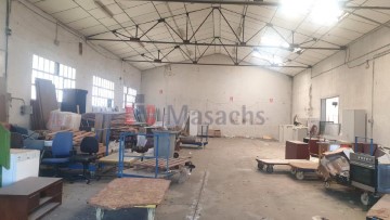 Nave en Zona Industrial