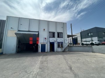 Industrial building / warehouse in La Serra