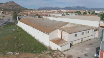 Industrial building / warehouse in Atarfe