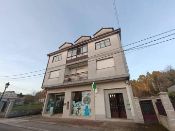 Piso 4 Habitaciones en Touro (San Xoán)