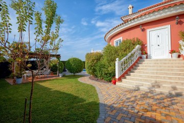 House 5 Bedrooms in Rojales