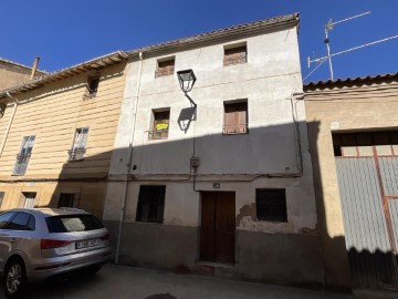 House 3 Bedrooms in Zarratón