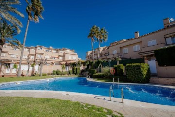 House 3 Bedrooms in Brises del Mar