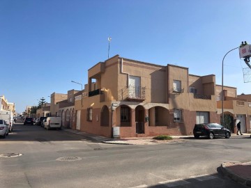Casa o chalet 4 Habitaciones en San Isidro - Campohermoso