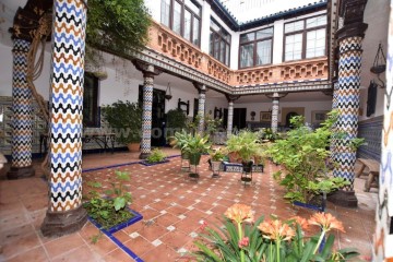 House 5 Bedrooms in Ronda Centro