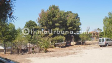 Terrenos en Peña de Las Águilas