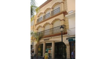 Building in Zona Puerto Deportivo