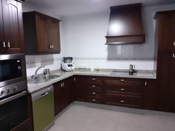 Apartment 3 Bedrooms in Estepa