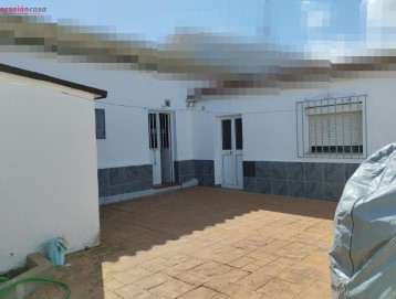 House 3 Bedrooms in Cerro Muriano