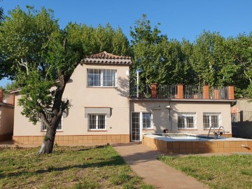 Casa o chalet 4 Habitaciones en Bruc Residencial